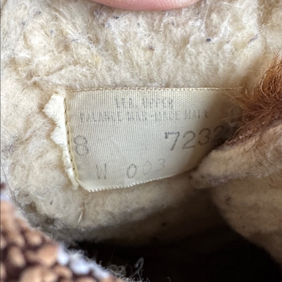 Vintage Women’s Faux Fur Wedge Suede Boots, Size 8, color Brown. - Picture 5 of 9